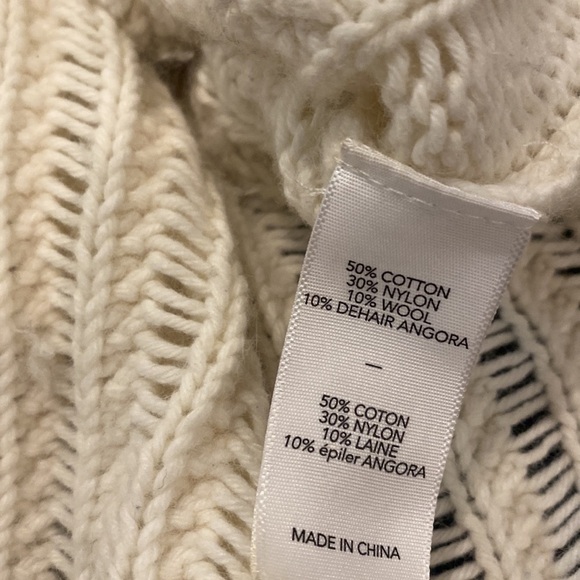 Elizabeth and James White Cropped Angora ivory Sweater - M - Picture 7 of 7